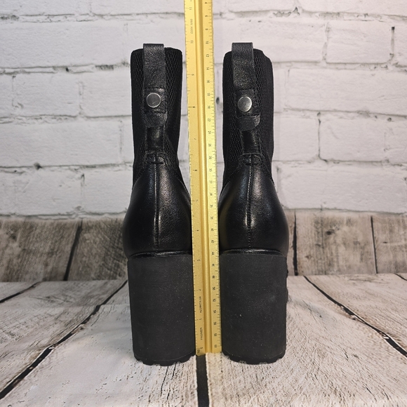 Nakedfeet Black Leather & Knit Chunky Ankle Boot Womens Size 8.5 - Picture 6 of 13